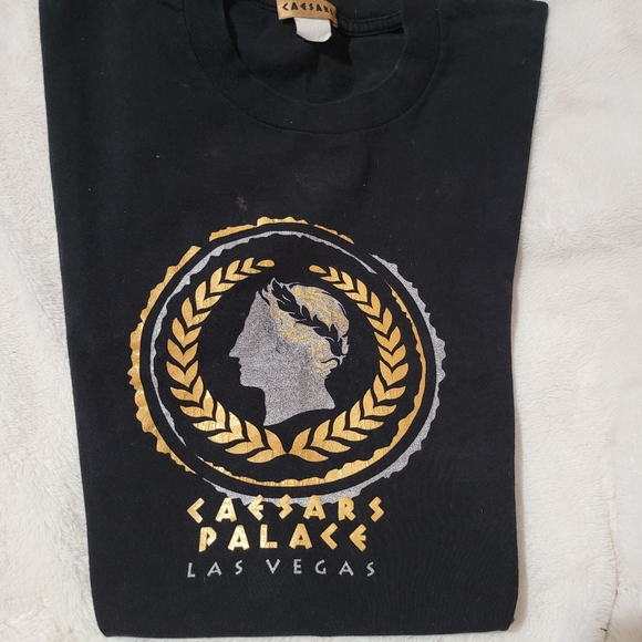 Vintage Caesars Palace T-Shirt Las Vegas - Picture 2 of 4